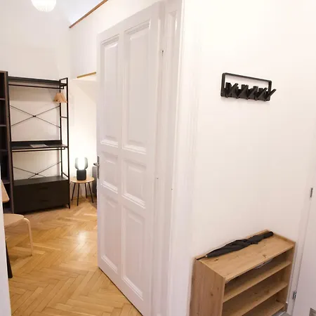 Apartmán - 5 Min From Center With Ac
