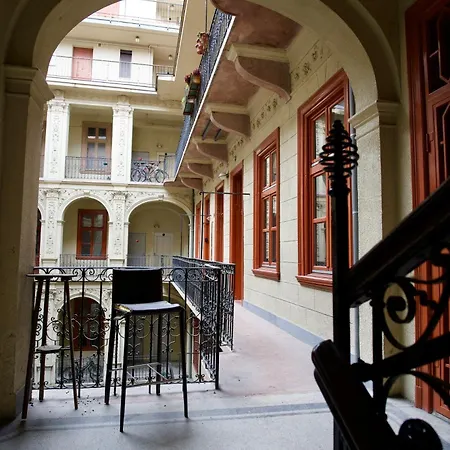 J&b Urban Apartment Budapest